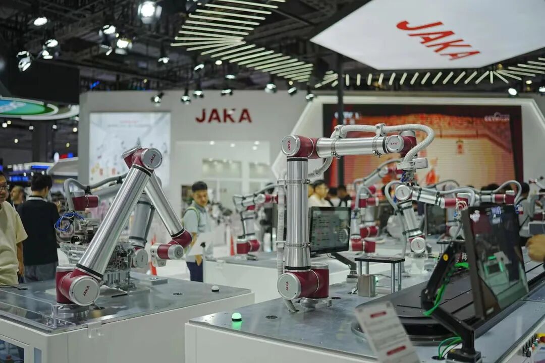 JAKA Robotics: Twice an Industry Game-Changer
